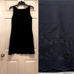 Little Black Dress - Hourglass M Juniors